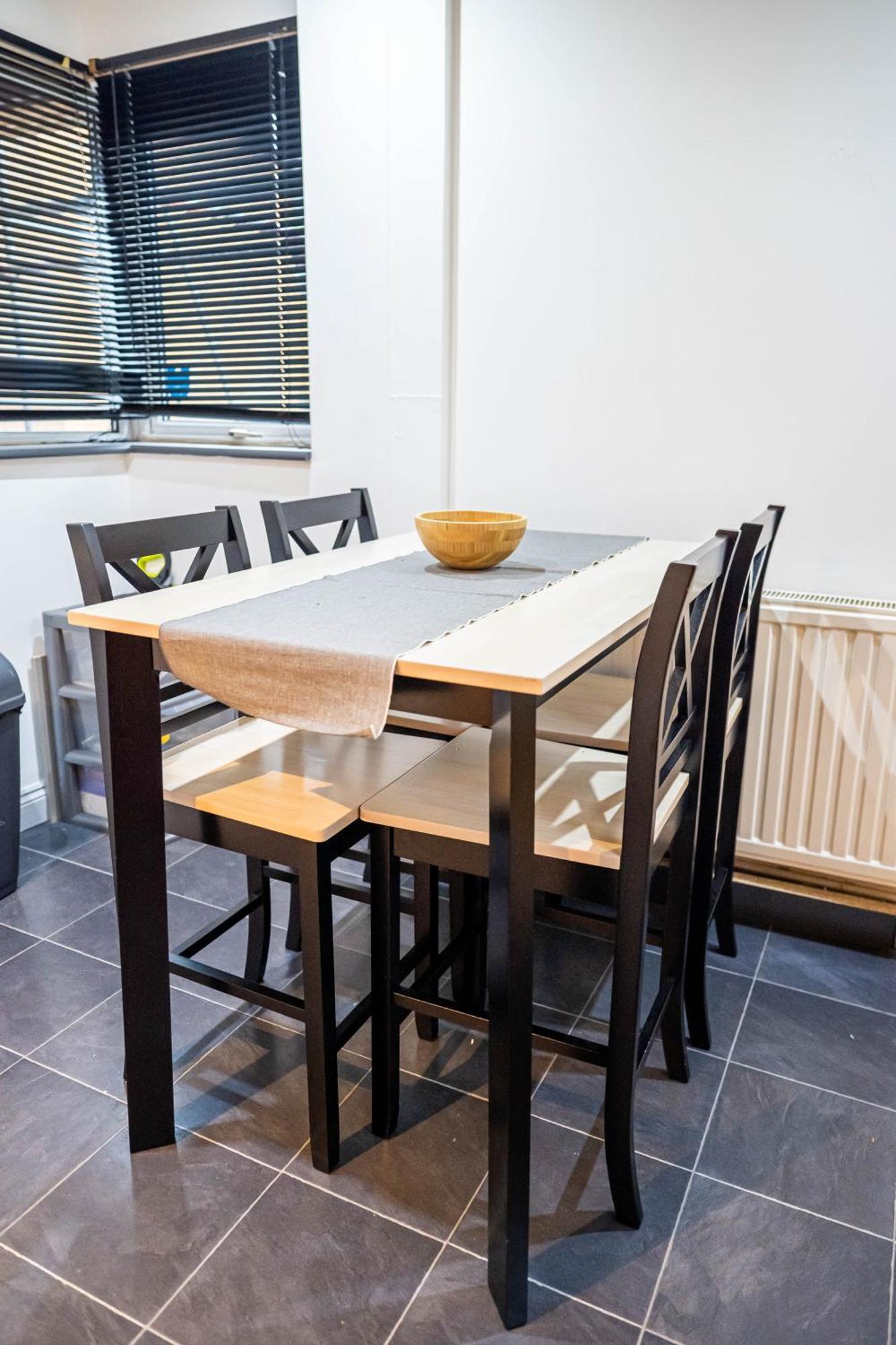 Hideaway Room With Kingsize Bed - Close To Sheffield City Centre Heeley Экстерьер фото